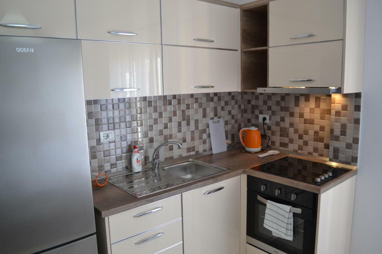 Seaview Bay Studio & Private Garage Вльора Екстер'єр фото